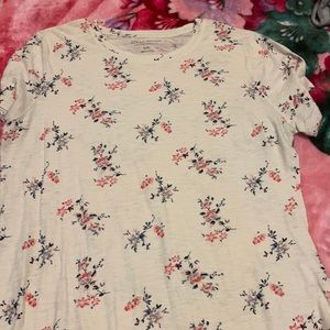The lucky brand floral tee